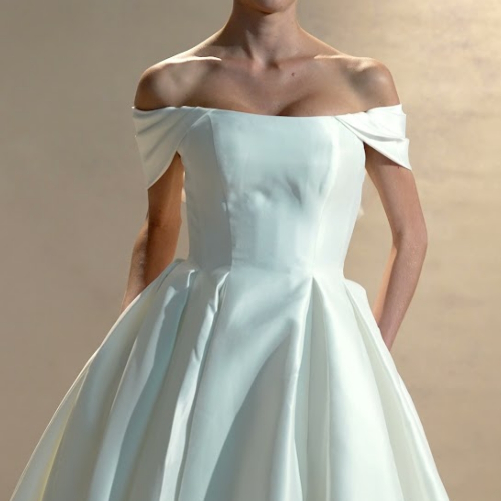 Wedding dress, off white off the shoulder lace up back bridal gown - Picture 2 of 5
